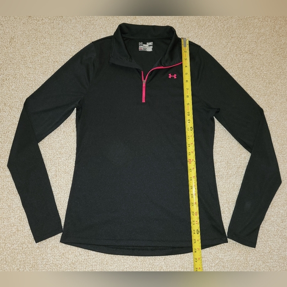 Under Armour Womens 1/4 Zip Semi-Fitted Longsleeve Size:M Black/Pink Heatgear. - Picture 2 of 8